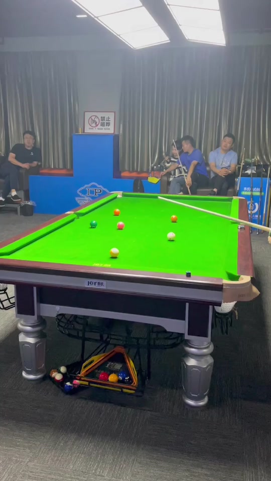 入被动防守 入被动防守